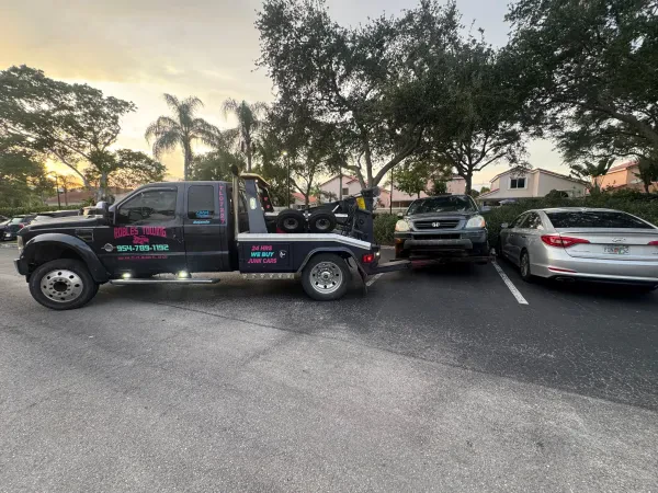 ROBLES TOWING - servicio de grua 24/7 - photo 3
