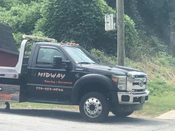 Midway Wrecker Service - photo 3