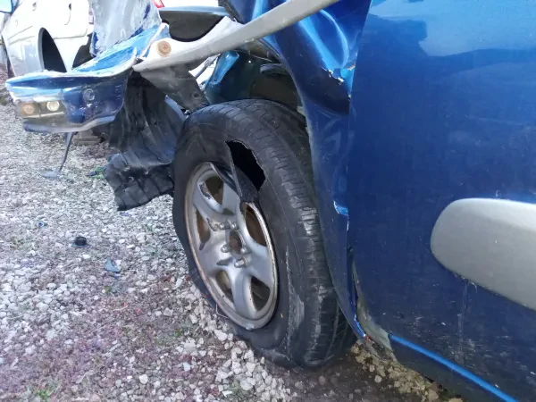 Vine Grove Body Shop - photo 4
