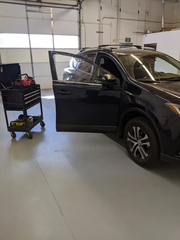 Absolute Auto Glass - photo 4