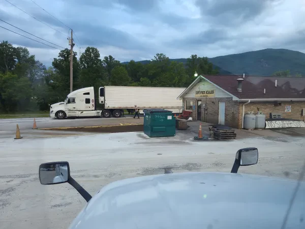 North Cove Truck Service, LLC - photo 3