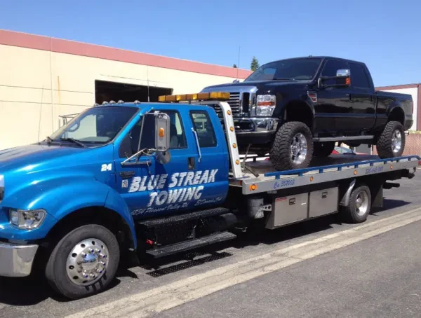 Blue Streak Towing - photo 2