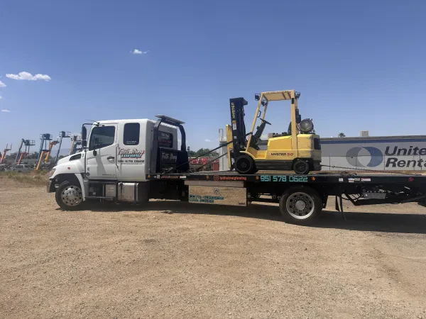 Faith Strong Towing LLC - photo 3