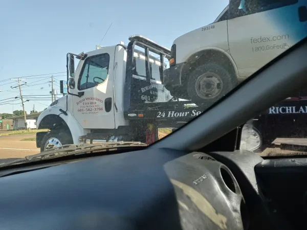 Richland Wrecker Service & Auto Repair - photo 3