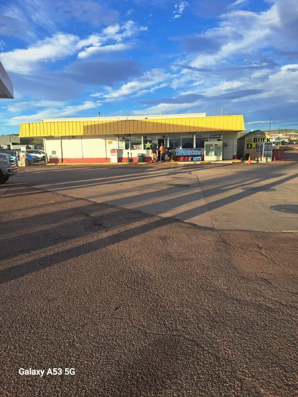 Tomahawk Auto & Truck Plaza - photo 3