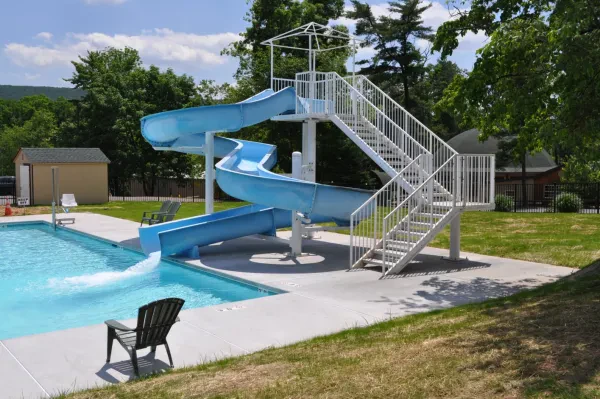 Twin Grove RV Resort & Cottages - photo 3