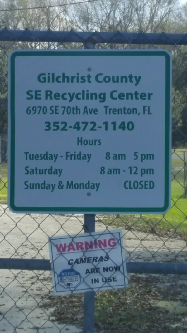 Gilchrist County Southeast Recycling Center - photo 2
