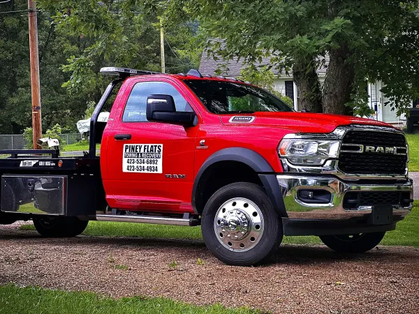 Piney Flats Towing & Recovery - photo 2