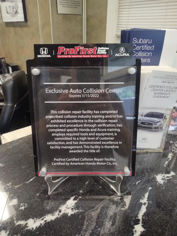 Exclusive Auto Collision - photo 4
