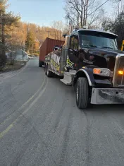 Main Truck Repair and Towing