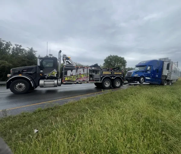 Main Truck Repair and Towing - photo 2