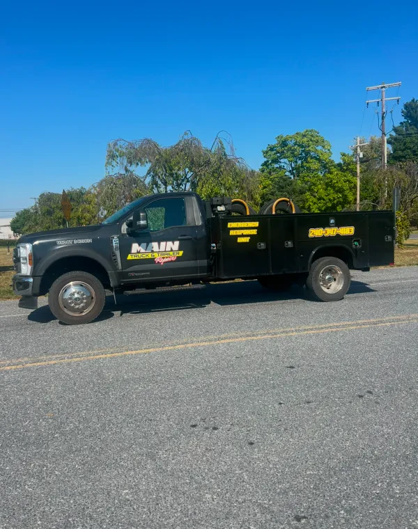Main Truck Repair and Towing - photo 3
