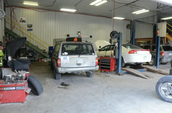 Chuy's Auto Service LLC - photo 3