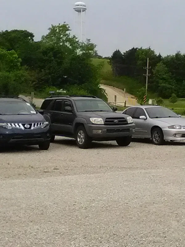 Fennewald Auto Center LLC - photo 3