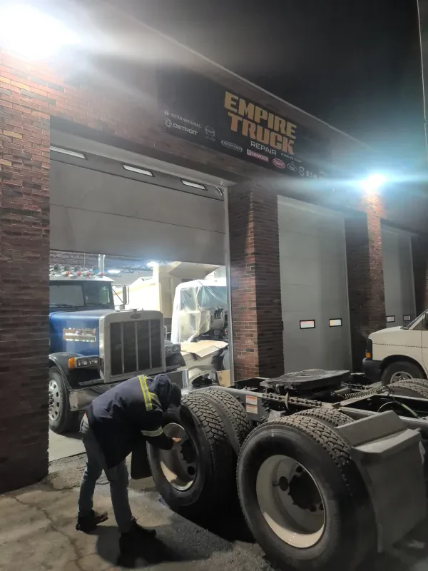 Empire Truck Repair - photo 3