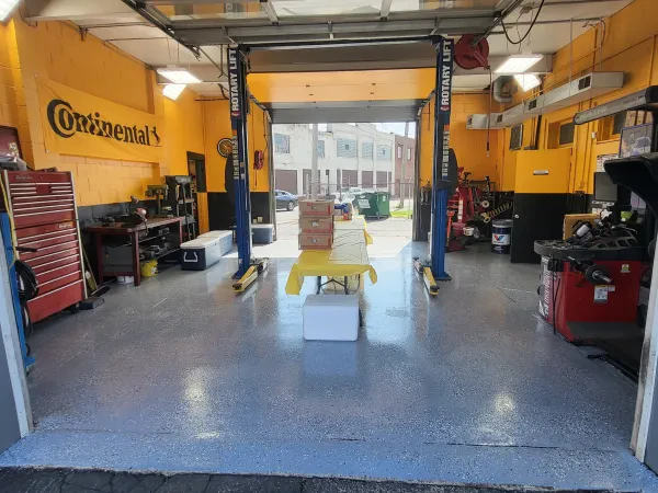 Russell Tire/Central PA Truck - photo 2
