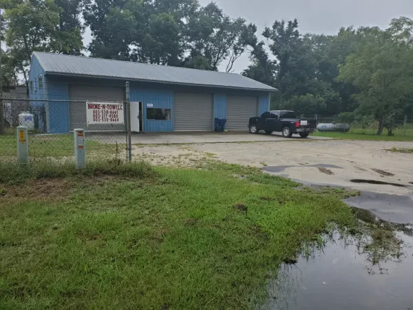 Broke-N-Tow LLC - photo 2