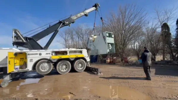 Bushnell's Collision & Towing - photo 2