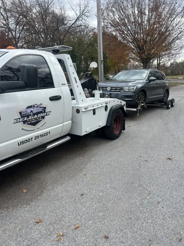 Delgado's Towing - photo 4