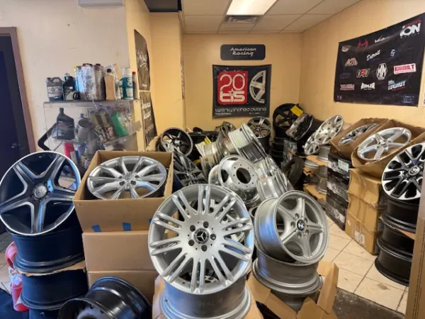 The Hubcap Store LLC - photo 2