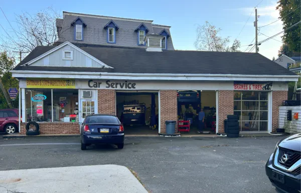 Mario's Towing and Auto Repair, LLC - photo 2