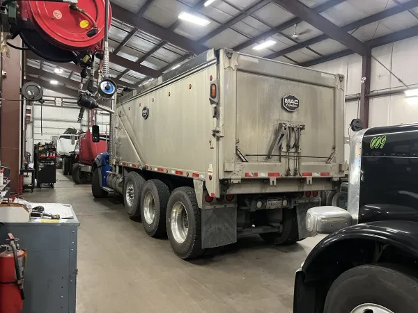 Mars Diesel Inc (24/7 Roadside) - photo 4
