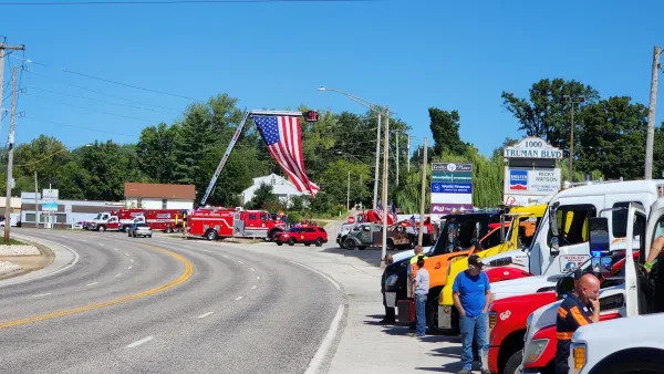 Leo's B&T Towing LLC - photo 3