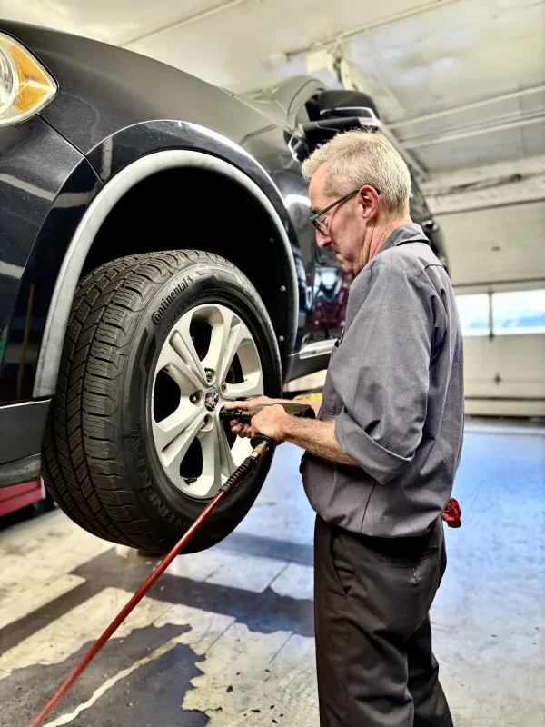 Frank's Servicenter - Auto Repair Shop in Southampton for all vehicles including BMW, Subaru, Lexus and Infiniti - photo 3
