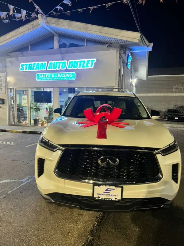 Stream Auto Outlet Amity - Used Car Dealership Amityville, NY - photo 3