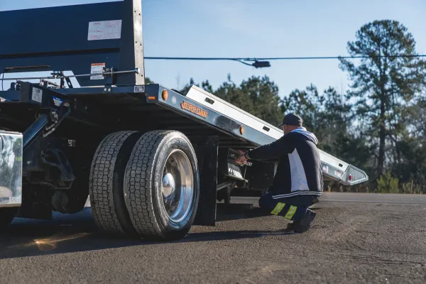 American Towing and Recovery - photo 4
