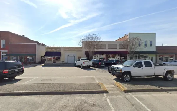 Western Auto - photo 4