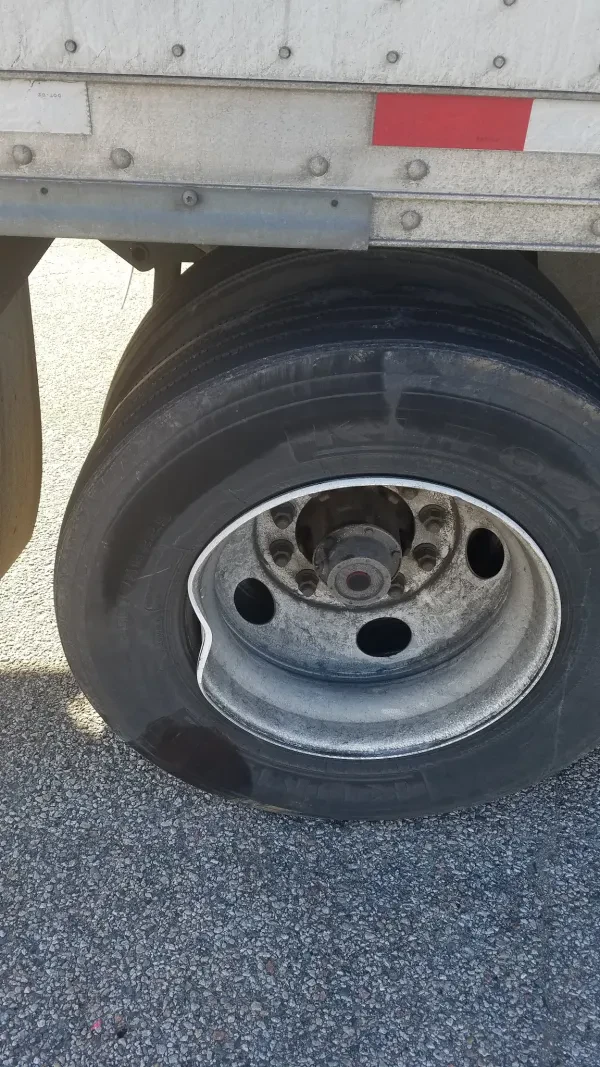 Sullivan Tire Commercial Truck Center - photo 3