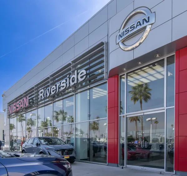 Riverside Nissan - photo 4