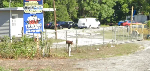 K&J Towing and Recovery - photo 4