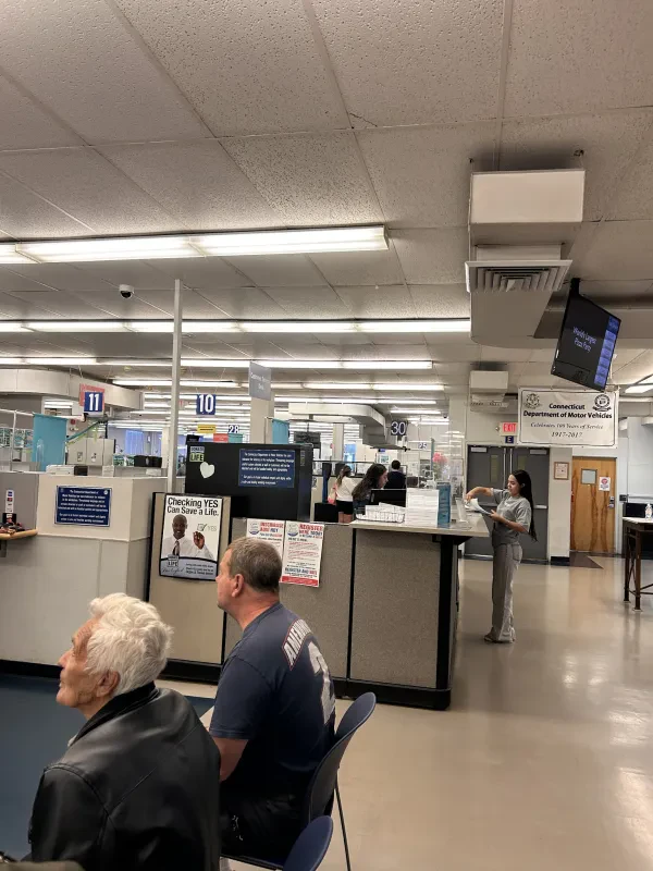 Connecticut Department of Motor Vehicles - photo 2