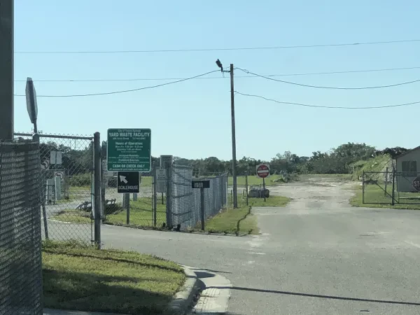Tarpon Springs Yard Waste - photo 2