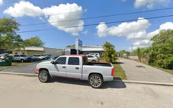 Matt's Express Towing And Recovery - photo 4
