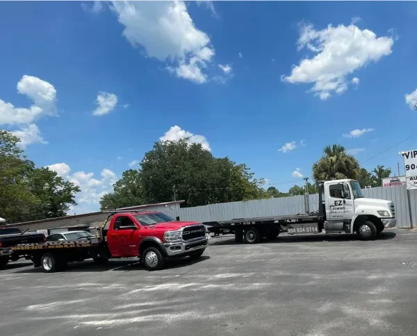 Towing flatbed service - photo 2