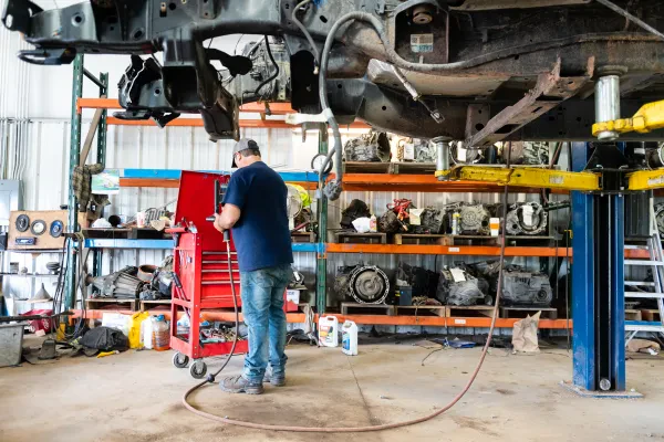 Agee's Auto Parts - photo 2
