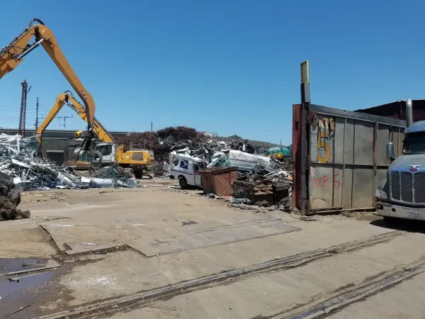 CIRCOSTA Iron & Metal Co. Inc. - photo 3