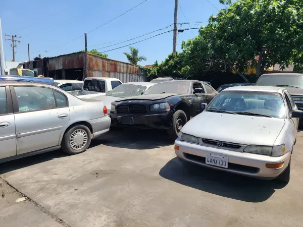 So-Cal Cash for Junk Cars in Los Angeles - photo 4