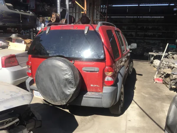 Dan's Truck & Auto Dismantling Inc. - photo 3