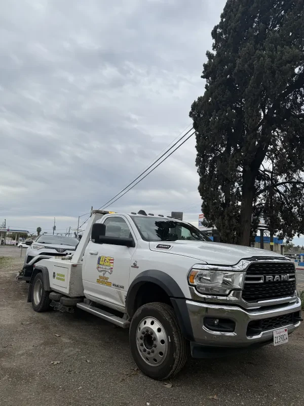 U.S Towing - Fresno Car Unlock & Roadside Assistance - photo 4