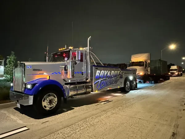 Roy & Dot's Towing - photo 3