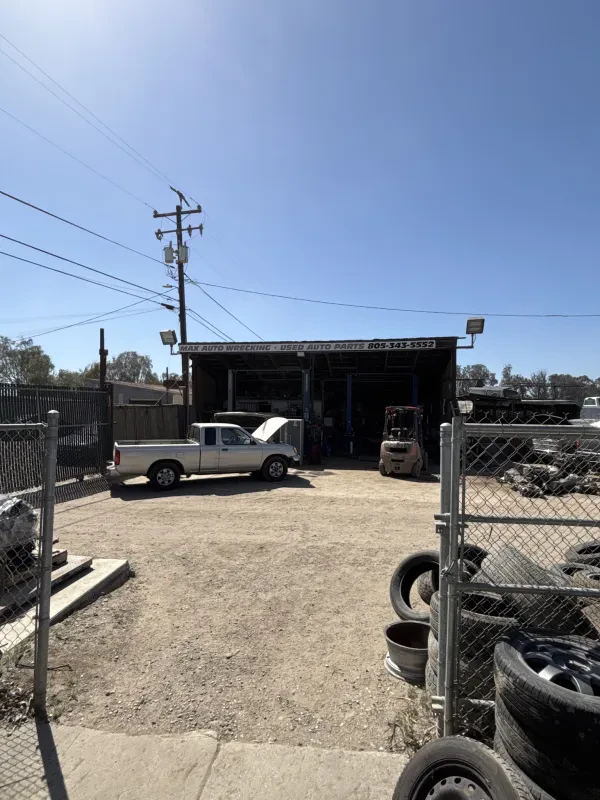 Max Auto Wrecking INC - photo 2