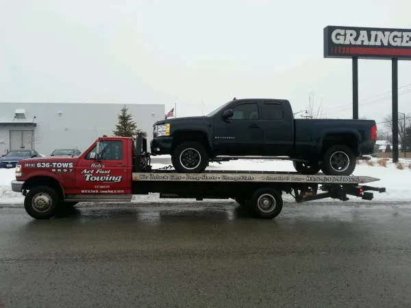 Rob's Act Fast Towing - photo 4