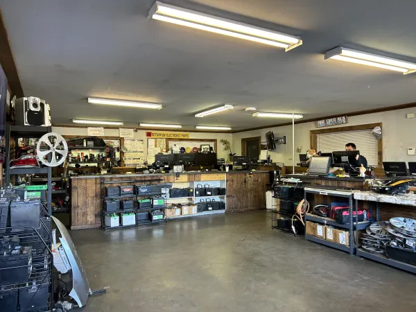 Black Diamond Auto Wrecking Inc. - photo 4
