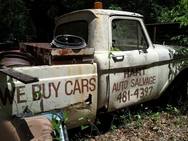 Hart Auto Salvage - photo 2