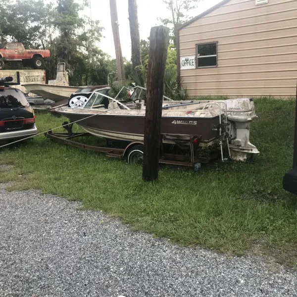 Raymond's Auto Salvage & Junk - photo 3