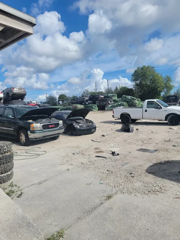 Junk Car Buyers Solutions - photo 4